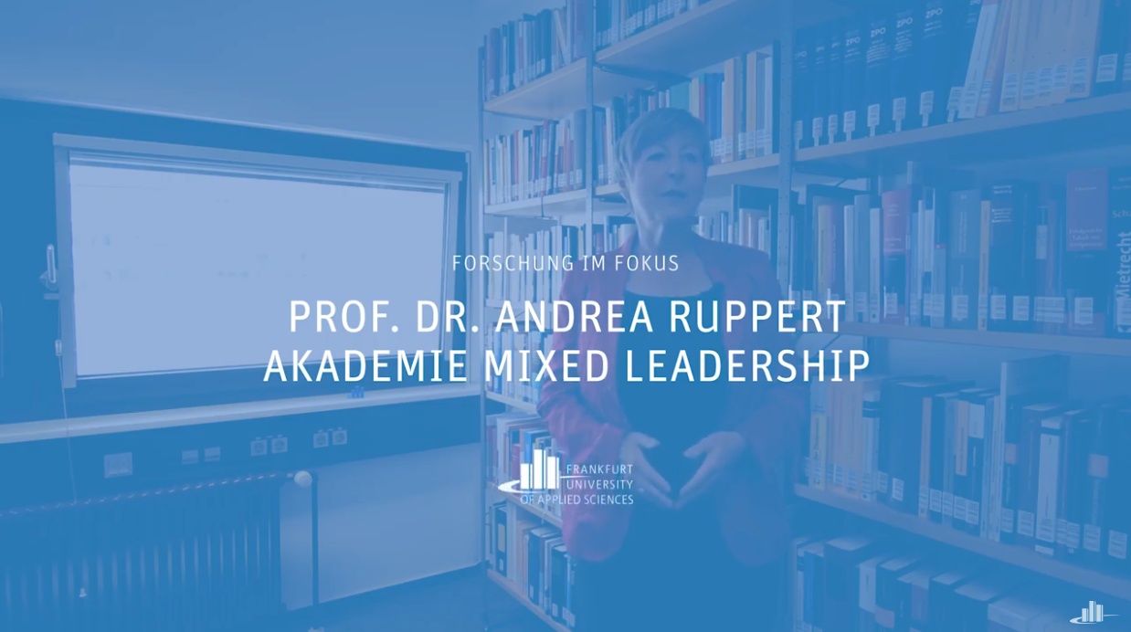 Den Bericht &quot;Erfolgreiche Verhandlungsführung&quot; sowie &quot;Frauen in Führungspositionen&quot; von Prof. Dr. Andrea Ruppert können Sie auf YouTube einsehen