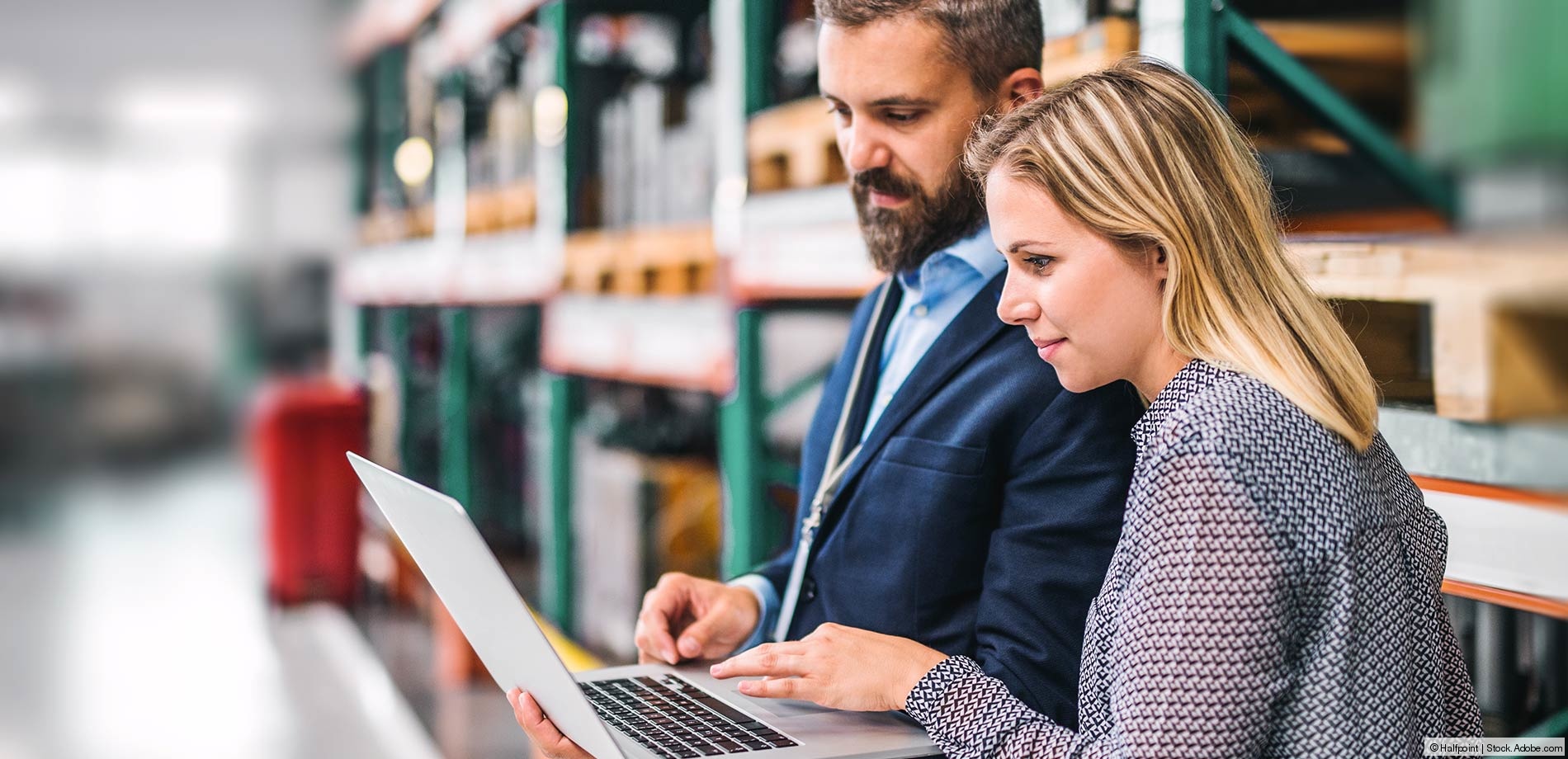 Praxisprojekte und ein Praktikum in einem Unternehmen sind Teil Ihres Studiums. So lernen Sie die Arbeitswelt intensiv kennen.