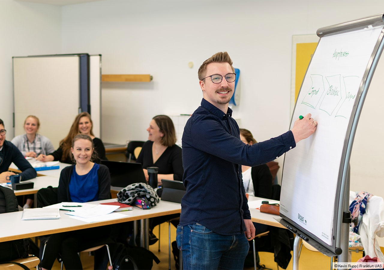 Foto von Studierenden des Studiengangs
