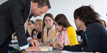 Vorlesung mit Studierende Vorlesung mit Studierende
